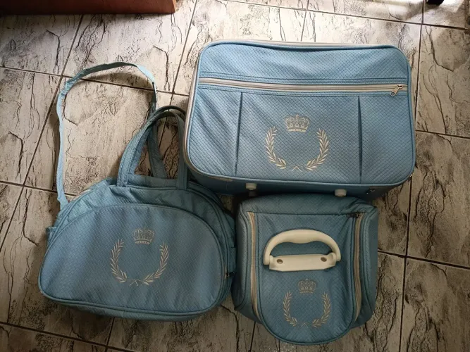 Conjunto de bolsas maternidade 3 peças. Leia a descrição