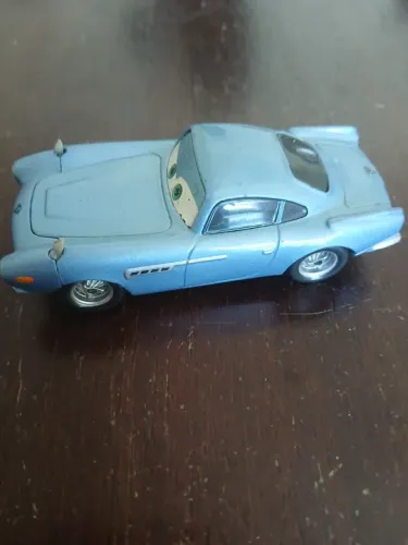 Carrinho carros 2 Finn mcmissle