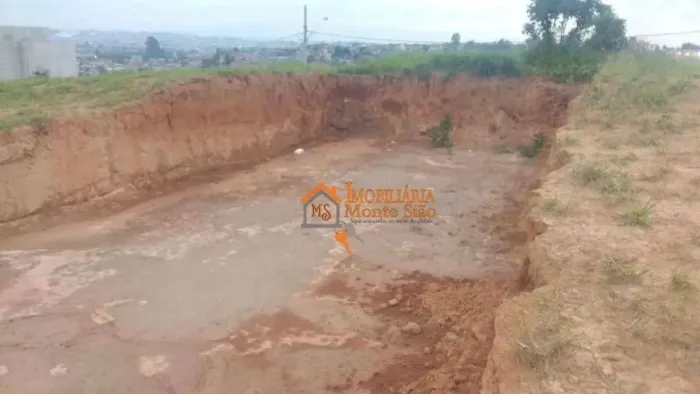 Terreno para compra no Água Chata , 140 m² por R$ 180.000 - Água Chata - Guarulhos/SP