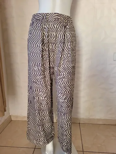 Calça pantalona Animale