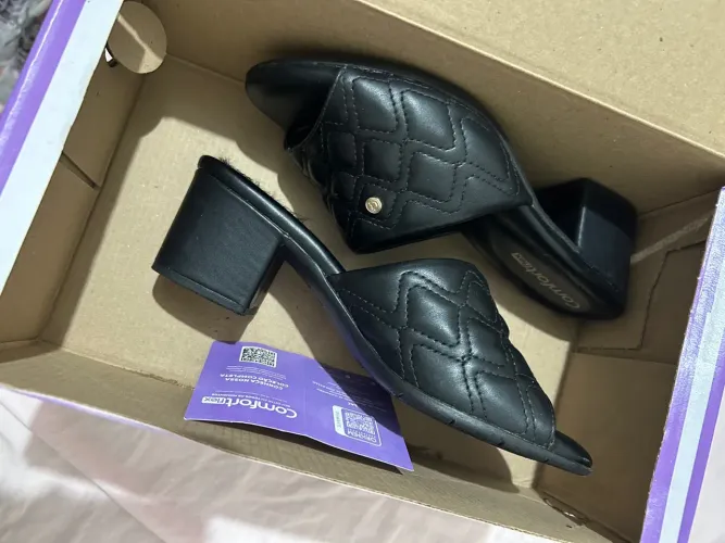 Sandália Feminina Comfortflex Preta