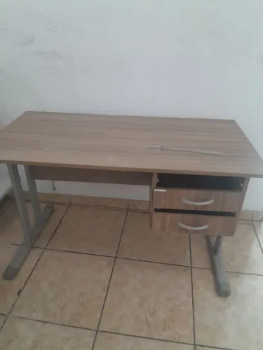 Mesa de escritório 