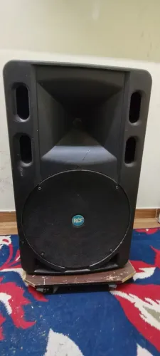 CAIXA DE SOM RCF 500A ITALIANA