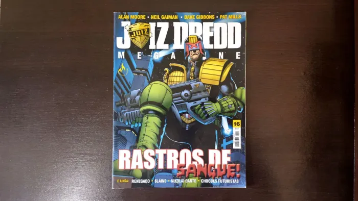 Juiz Dredd Megazine - Rastros de Sangue - HQ Mythos