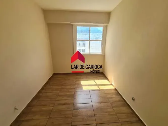 Catete - Excelente Sala e Quarto próximo ao metrô