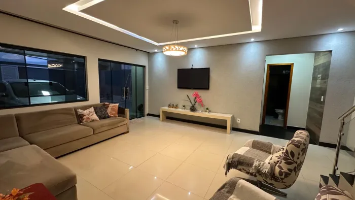 CASA DE ALTO PADRÃO - 5 Quartos - LINDO SOBRADO EM ARNIQUEIRA