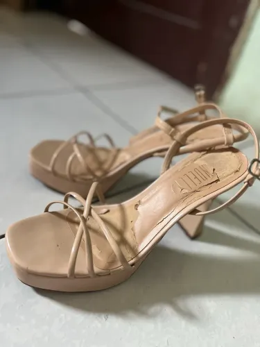 SANDÁLIA SANDELLY 37