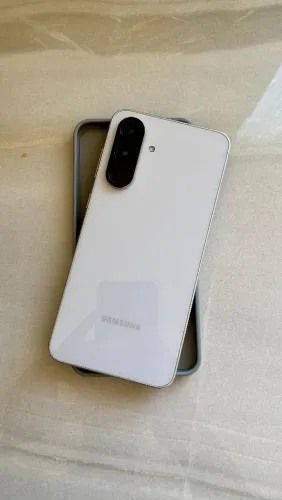 Samsung Galaxy A56 5G Branco - Apenas 2 Meses de Uso (Na Caixa)
