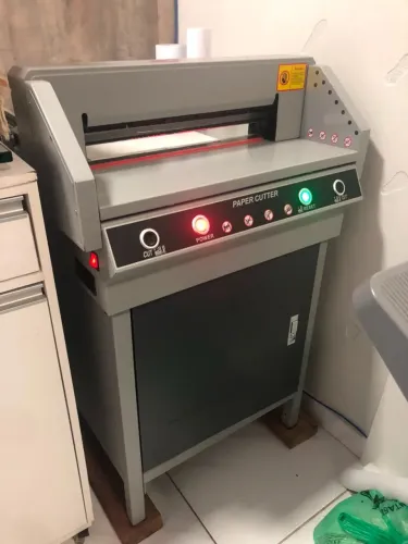 Guilhotina Automática
