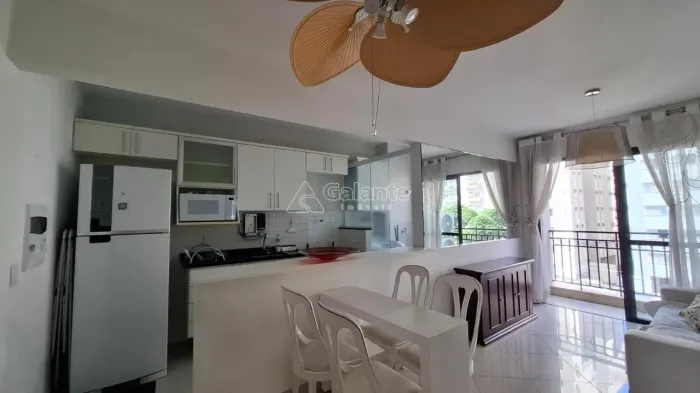 Vende apartamento 2 quartos mobiliado no Cambuí - Campinas SP