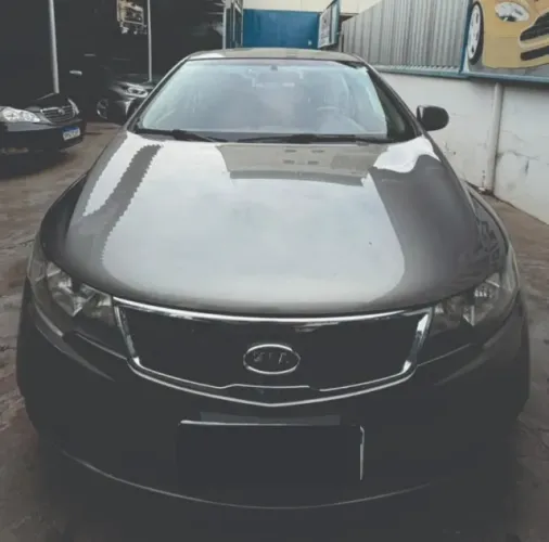 Kia Motors Cerato 1.6 16V Mec. 2011