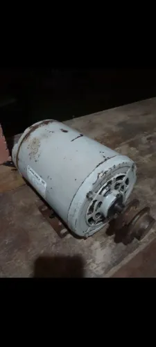 Motor elétrico