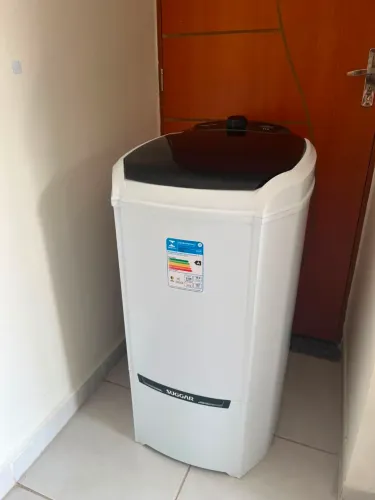 Vende se um tanquinho sugar em perfeito estado