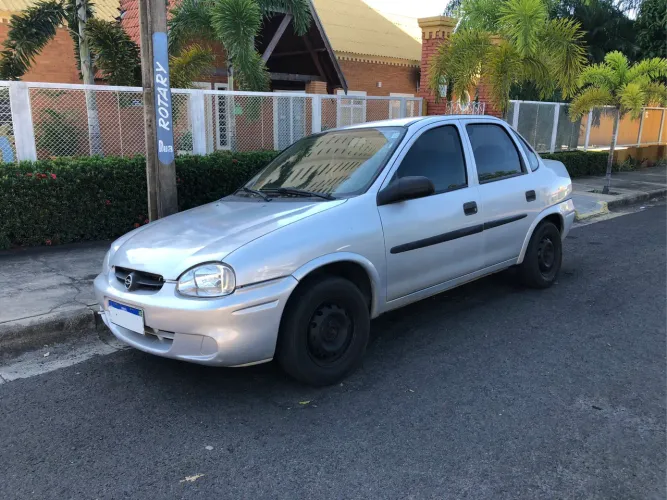 Chevrolet Corsa Sedan 1.0 MPFI 8V 71cv 4P 2003