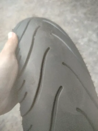Pneu ORIGINAL TECHNIC Traseiro 150/60-17 Sem Câmara serve para moto FAZER, TWISTER, F400