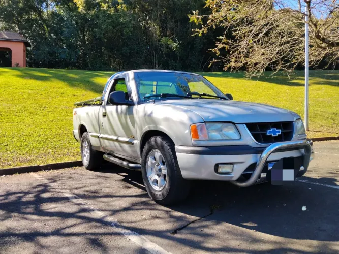 Chevrolet S10 Pick-up Std. 2.2 MPFI / EFI 1999