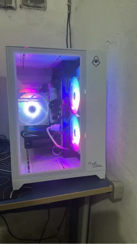 Pc gamer novo e completo, 32 de ram e rx 580