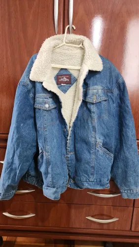Jaqueta jeans CalvinKlein . CGC.