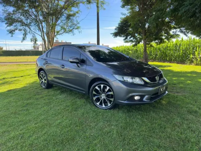 Honda Civic Sedan LXR 2.0 Flexone 16V Aut. 4P 2015