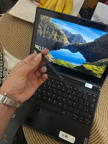 Notebook Lenovo que vira tabletet