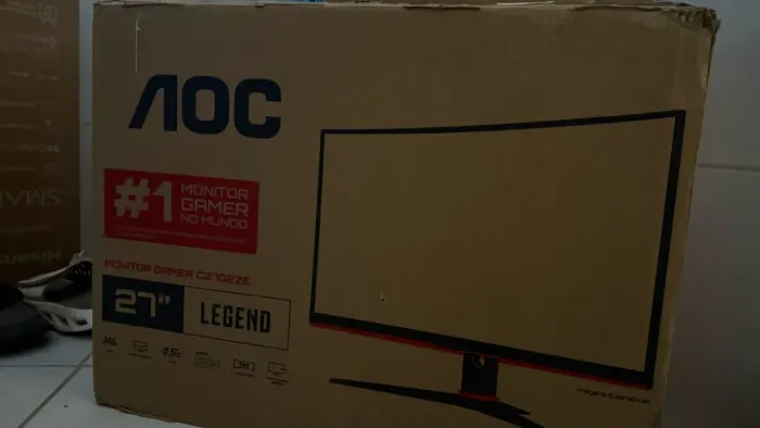 Monitor Gamer AOC Legend 27" Curvo (240Hz, 0.5ms) - Impecável na Caixa!