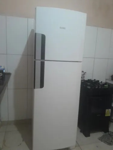 Vendo geladeira frost free ,consul