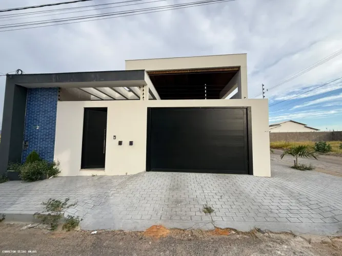 Casa para Venda em Guanambi, Loteamento Paraiso, 3 dormitórios, 1 suíte, 2 banheiros, 2 va