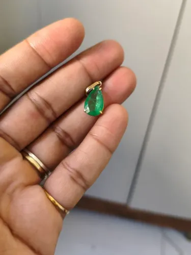 PINGENTE ESMERALDA OURO 18K