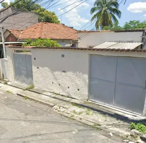 ? Oportunidade em Ramos - Vila com 4 casas em terreno amplo! ? Endereço: Rua Araguari,