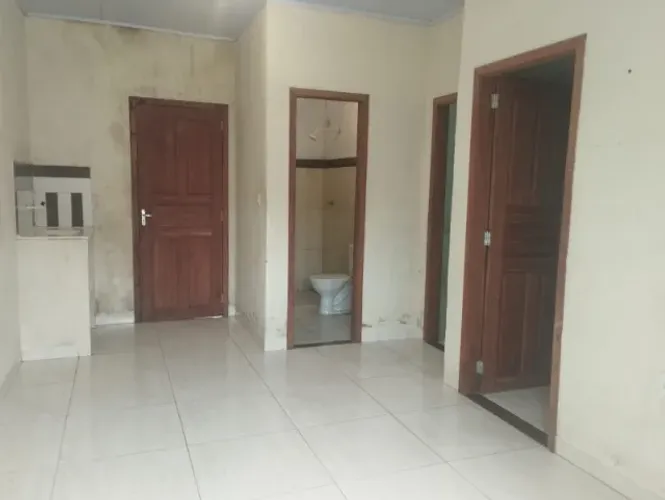 ALUGA-SE APARTAMENTO NO BAIRRO RAIMUNDO MELO