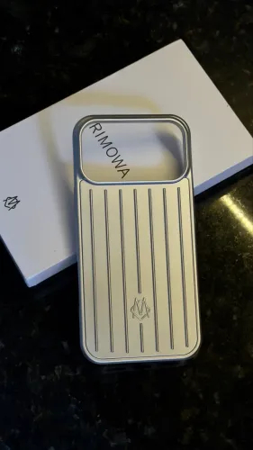 Capinha iPhone 17 Pro Max Alumínio
