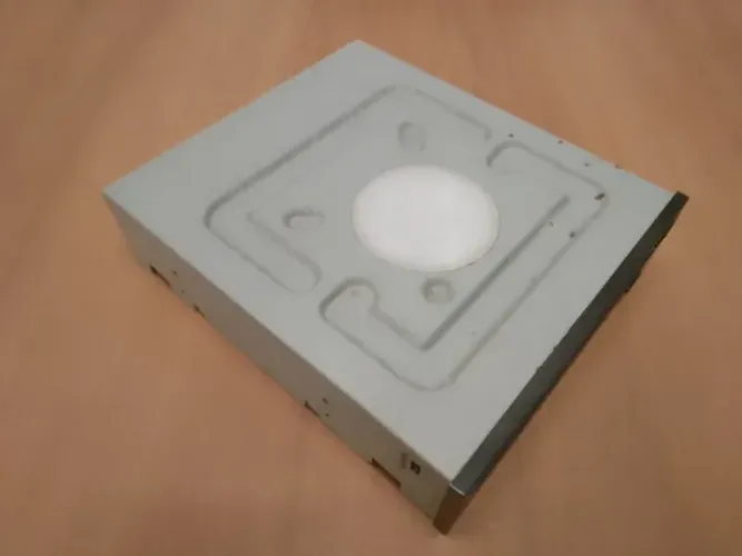 Leitor de CD e DVD para desktop