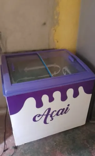 Vendo freezer R$ 900