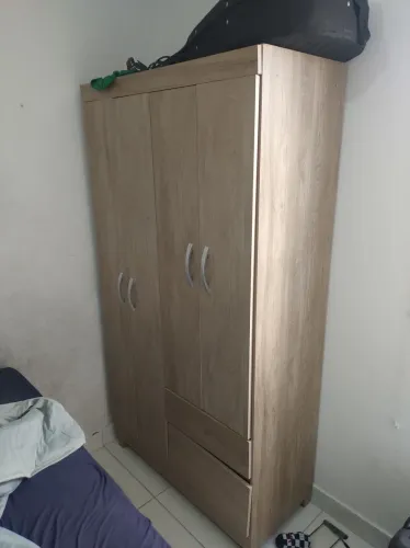 Armário Guarda-roupa