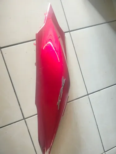 CARENAGEM RABETA ESQUERDA PCX 2023/2025 ORIGINAL
