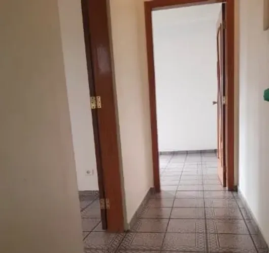 Sobreloja na Avenida Yervant Kissajikian, N. 793 - andar superior 150 m²