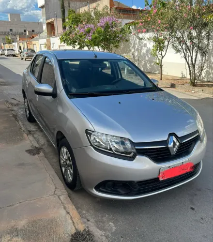 Renault Logan Expression Hi-flex 1.6 8V 4P 2014