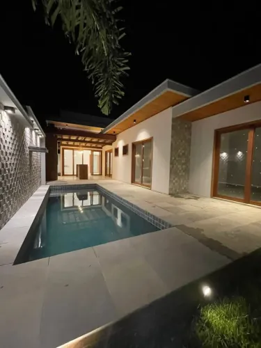 Casa com móveis projetados e mobiliada com 130 m2 e 3 suites na Praia do Preá - Cruz - Cea
