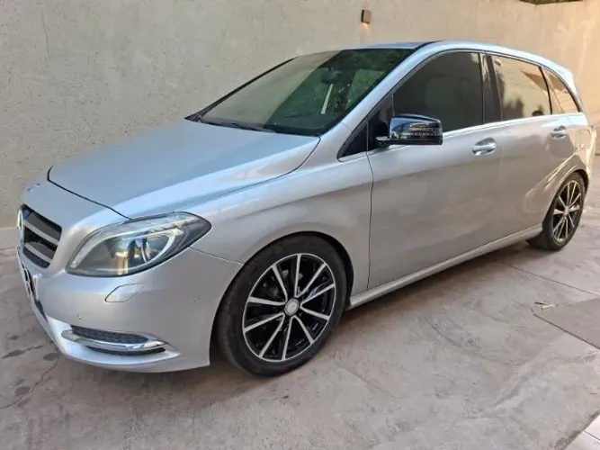 Mercedes-Benz Classe B 200 CGI 1.6 TB/flex Aut. 2013