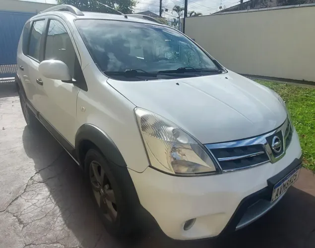Nissan Livina X-gear Sl/X-gear 1.8 Flex F. Aut. 2013