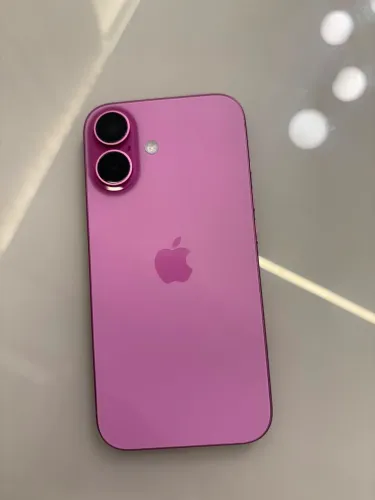 iPhone 16 Rosa Novíssimo 