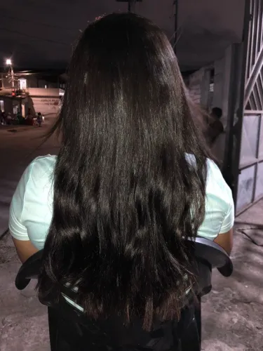Vende-se cabelo humano