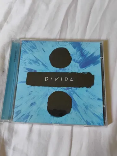 Cd ed sheeran ÷ ou divide
