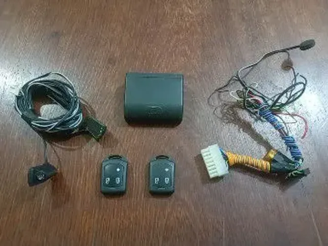 Vendo alarme novinho marca Sistec para carros