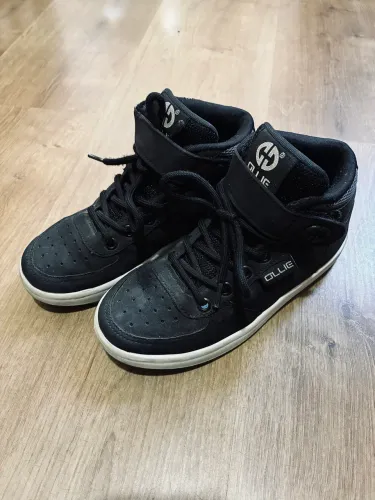 TÊNIS INFANTIL 28 CANO ALTO DE COURO / CADARÇO E VELCRO MARCA OLLIE