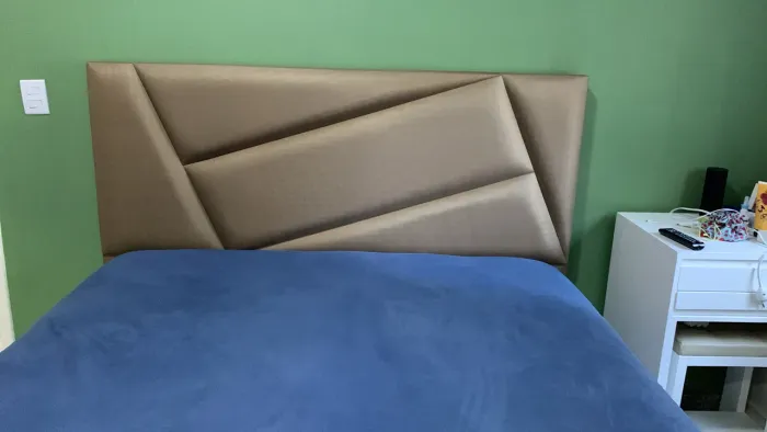 Linda cabeceira estofada de cama queen