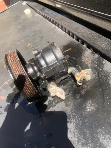 Bomba hidráulica da s10 2.4