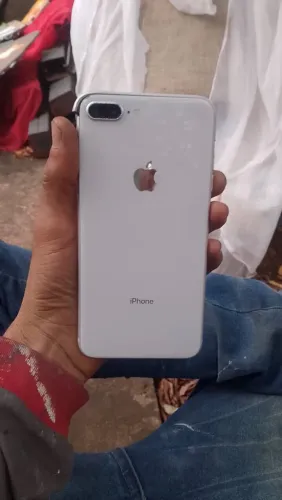 iPhone 8 Plus