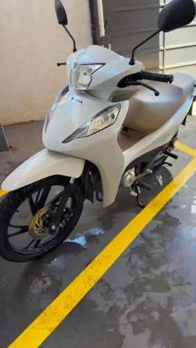Honda Biz 125 EX/ 125 EX Flex 2025