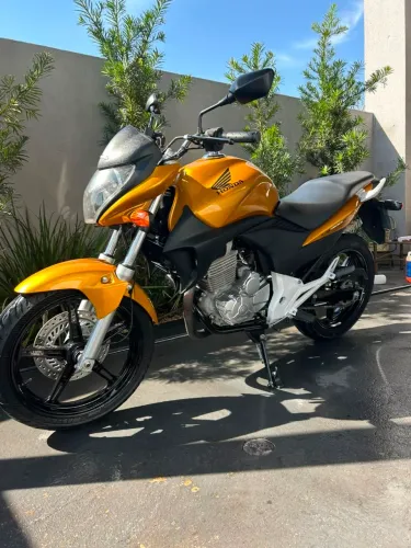 Vende-se